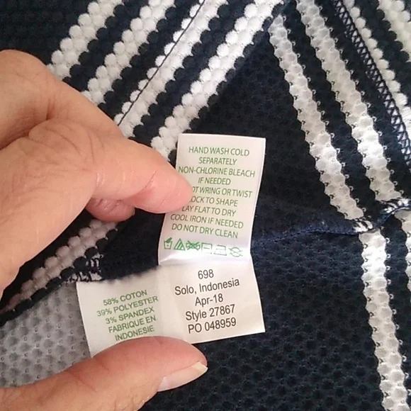 Lilly Pulitzer Dress Navy White Striped Marlow 3/4 sleeve Like new size Medium - Picture 14 of 15